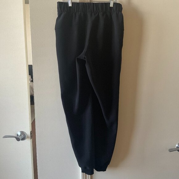 Lululemon On The Fly Black Pull-On Jogger Size 2 - Picture 6 of 11